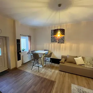M&m Apartment, Free Parking Apartmán